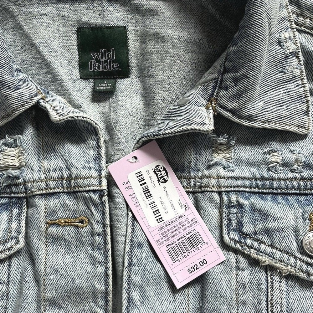 NWT Wild Fable Denim Jacket Womens Small Light Wash Distressed Cropped Jean Coat - Picture 5 of 10